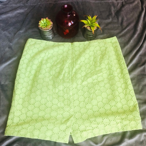 WILL SMITH - SZ 12 LIME GREEN MINI SKIRT - Picture 2 of 6
